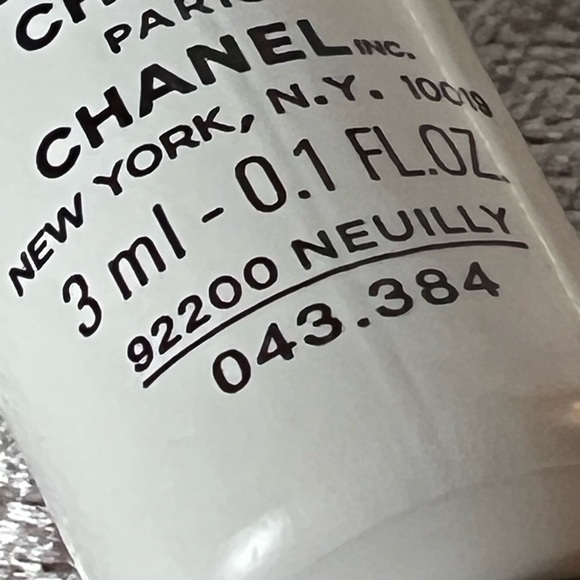 CHANEL LE LIFT CRÈME YEUX - Picture 3 of 3